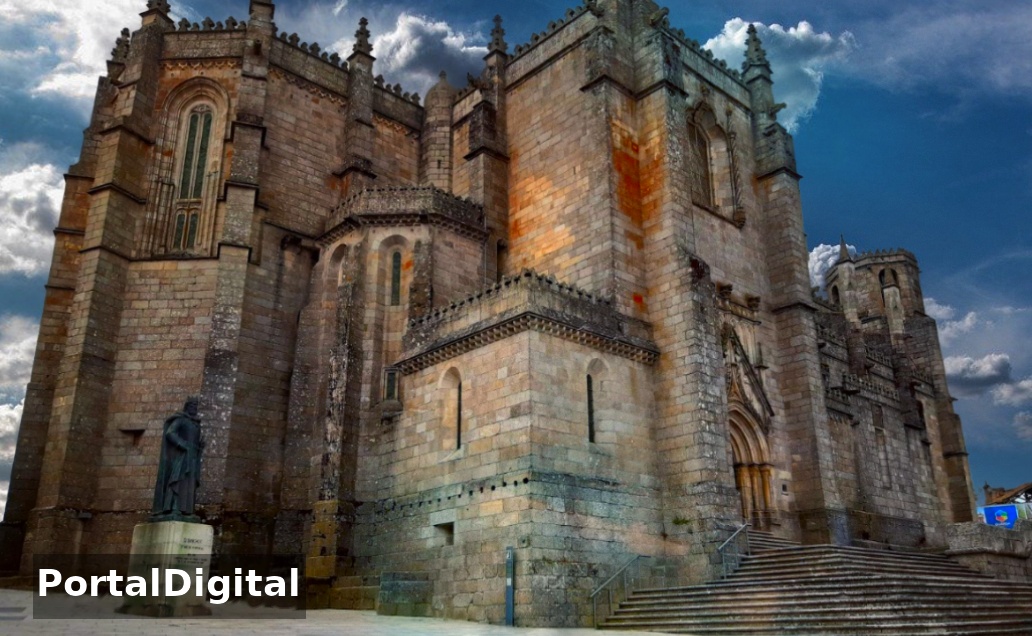 Sé Catedral e Estátua de D. Sancho I